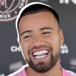 Donald Trump REVEALS that the original Club World Cup TROPHY is in his Oval OFFICE