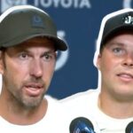 Dan Campbell DELIGHTED to have Isaac TeSlaa after Lions DEFEAT Texans